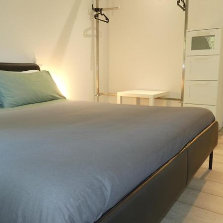 Buenretirope - Confortevoli Appartamentini Con Giardino Pescara Exterior foto