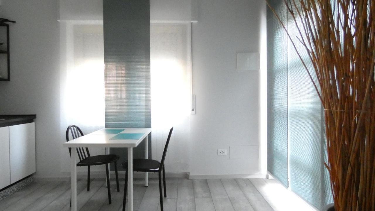 Buenretirope - Confortevoli Appartamentini Con Giardino Pescara Exterior foto